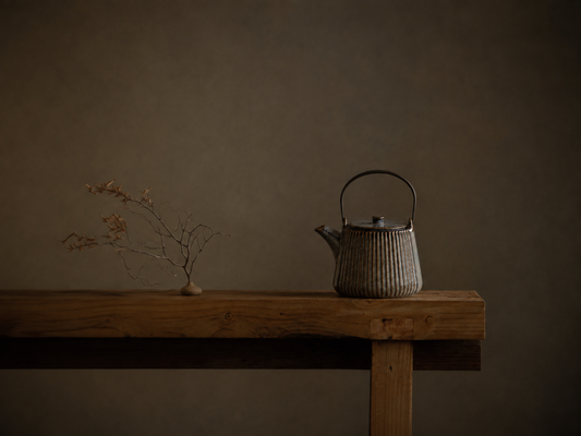 Ribbed Ceramic Teapot